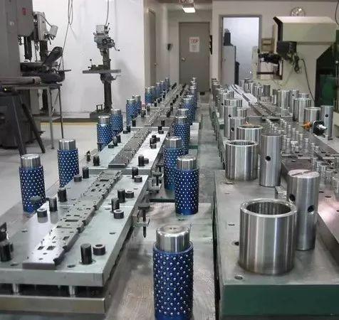 影响冷冲压模具寿命的因素及提高寿命的措施